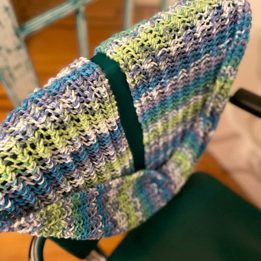 Handmade! Colourful Hand knit infinity scarf♥️
